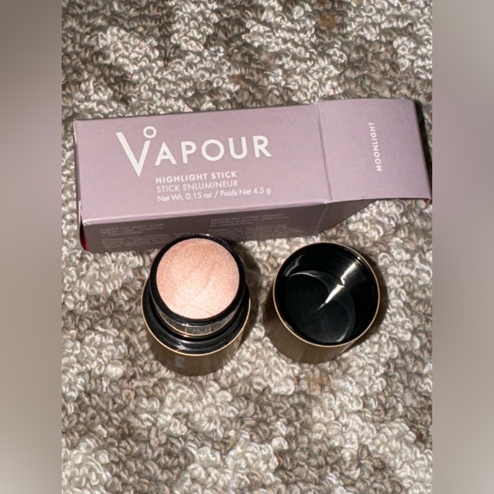 Vapour Beauty Highlight Stick - Moonlight⭐️